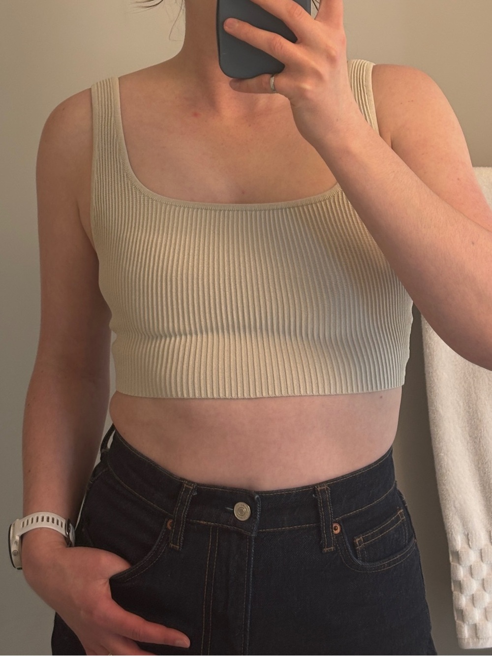 Aritzia Babaton Sculpt Knit cropped tank